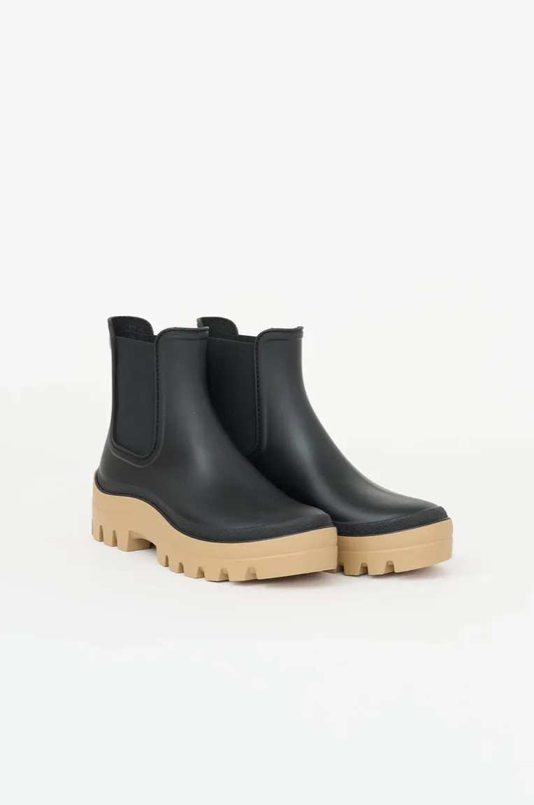 BOOTS Grey