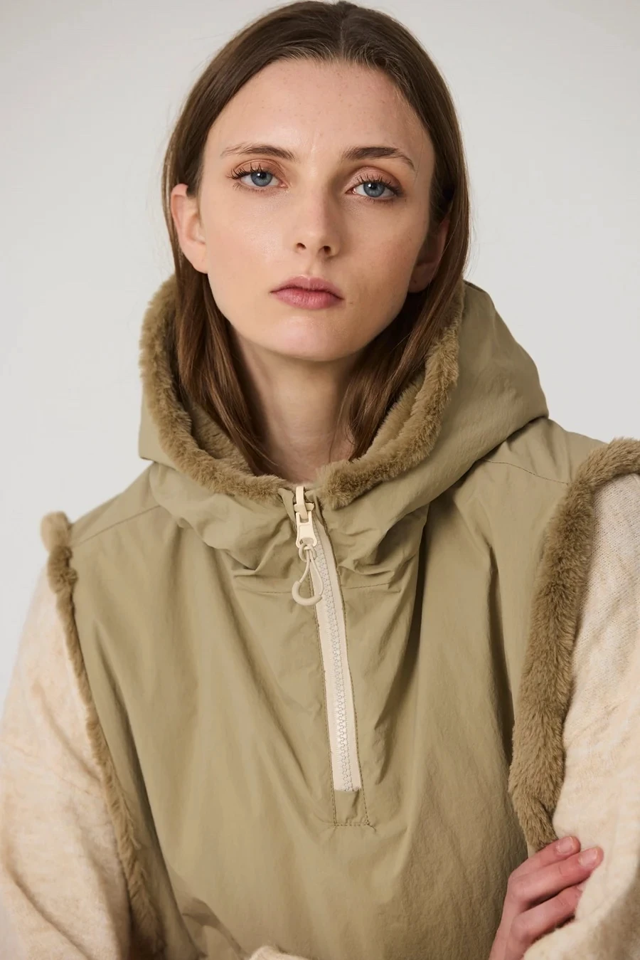 PLASTRON BING Beige